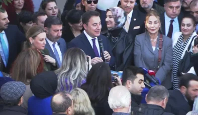 Ali Babacan’dan Cumhurbaşkanı Erdoğan’a ‘Emekli Zammı’ Tepkisi: “‘ben Ekonomistim’ Diyor. Sen Hesap Kitap Bilmiyor Musun?”