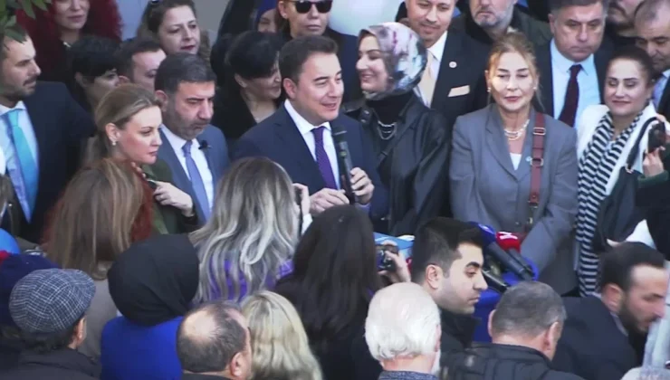 Ali Babacan’dan Cumhurbaşkanı Erdoğan’a ‘Emekli Zammı’ Tepkisi: “‘ben Ekonomistim’ Diyor. Sen Hesap Kitap Bilmiyor Musun?”