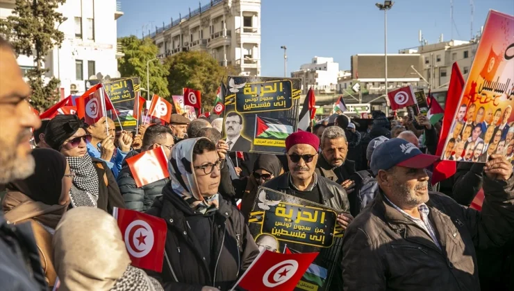 Tunus’ta Yasemin Devrimi’nin 13. yılında iktidar karşıtı gösteri düzenlendi