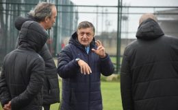 Yılmaz Vural: Türk futbolu iletişimsiz, TFF özerk olmalı