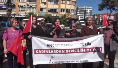 Cumhuriyet Kadınlar Derneği Nazilli Şubesi Pembe Otobüs Vaadini Protesto Etti