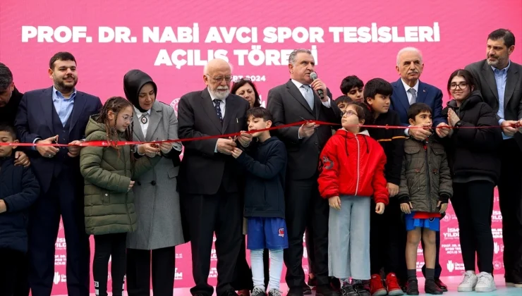 Gençlik ve Spor Bakanı Osman Aşkın Bak, Prof. Dr. Nabi Avcı Spor Tesisi’nin açılışını yaptı