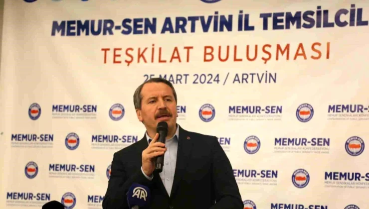 Memur-Sen Genel Başkanı Ali Yalçın: ‘Dünyanın her yerinde sendikalar iktidarları protesto ederler, Türkiye’de tam tersi. Gittik CHP’nin önünde protesto ettik’