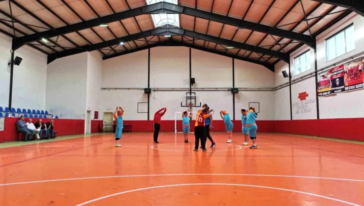 Down Sendromlu Hacı Ömer Aslantürk, Futsal Milli Takımı ile Dünya Şampiyonu Olmak İstiyor