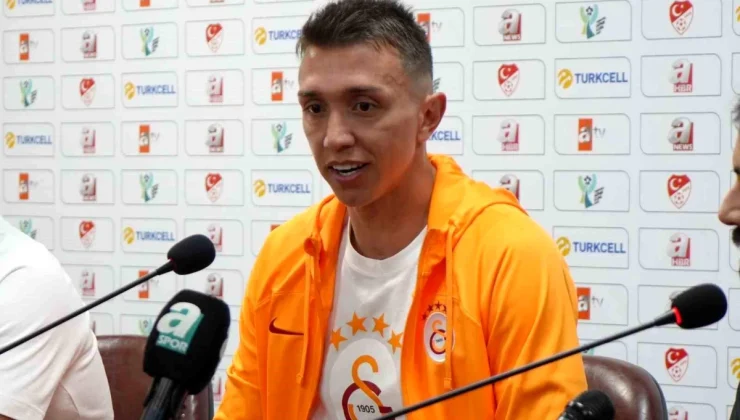 Galatasaray Teknik Direktörü Okan Buruk: Rakibimizin nasıl sahaya çıkacağını bilmiyoruz