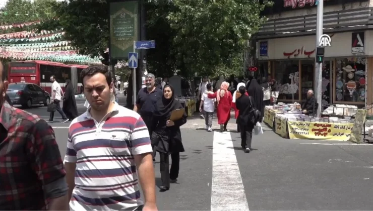 İranlılar yeni cumhurbaşkanını seçmek için yarın sandık başına gidiyor