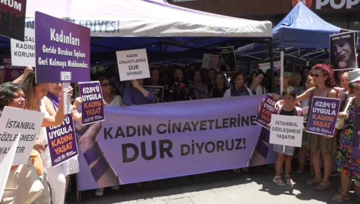 İzmir’de Kadınlar Kadın Cinayetlerini Protesto Etti