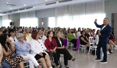 Mersinli Kadınlara Duygu Kontrolü Semineri Verildi