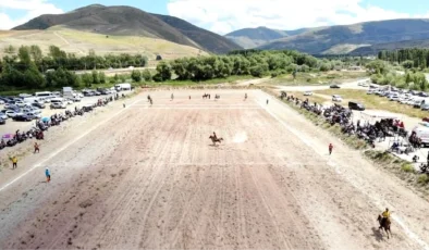 Bayburt Atlı Spor Kulübü İl Birinciliğini Kutladı