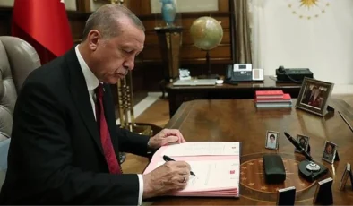 Cumhurbaşkanı Erdoğan imzaladı! 11 üniversiteye rektör ataması yapıldı, üst düzey bürokratlar görevden alındı