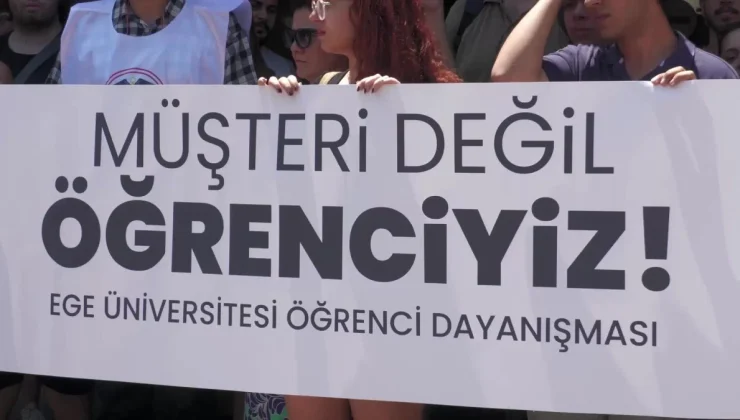 Ege Üniversitesi Öğrenci Köyü Ücretlerine Yapılan Zam Protesto Edildi