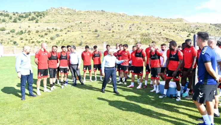 Kayseri Büyükşehir Belediye Başkanı, Samsunspor ve Konyaspor’u ziyaret etti