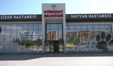 Etimesgut Belediye Başkanı Hayvan Hastanesi’nin Ruhsatsız Olduğunu Açıkladı